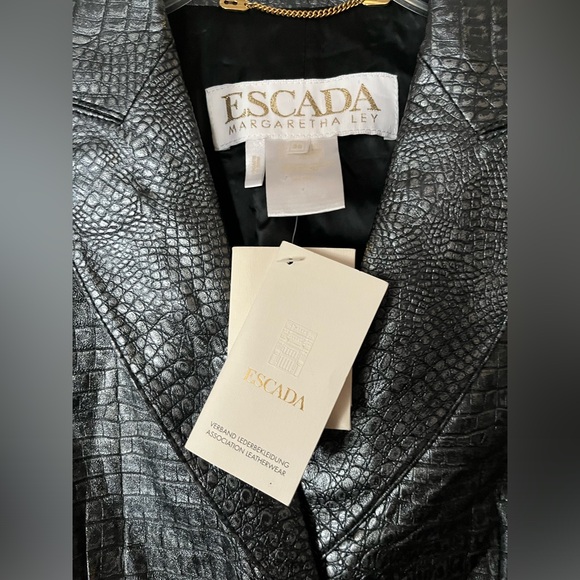 Escada Leather Coat Python Pattern Size 38 New with tags - Picture 2 of 5